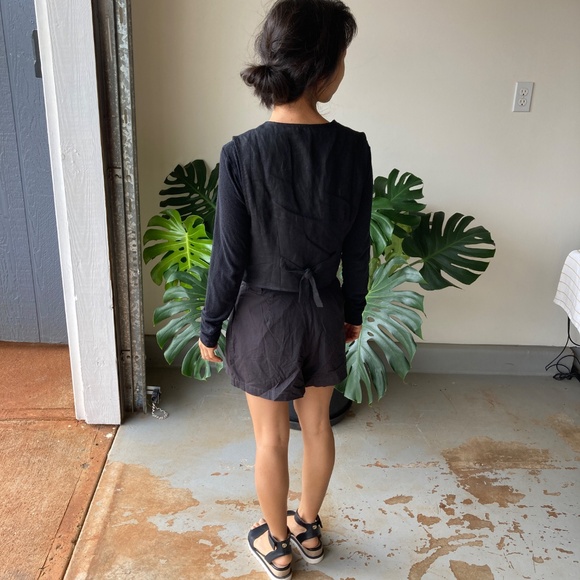 Ozma Linen River Vest like new - Picture 6 of 7